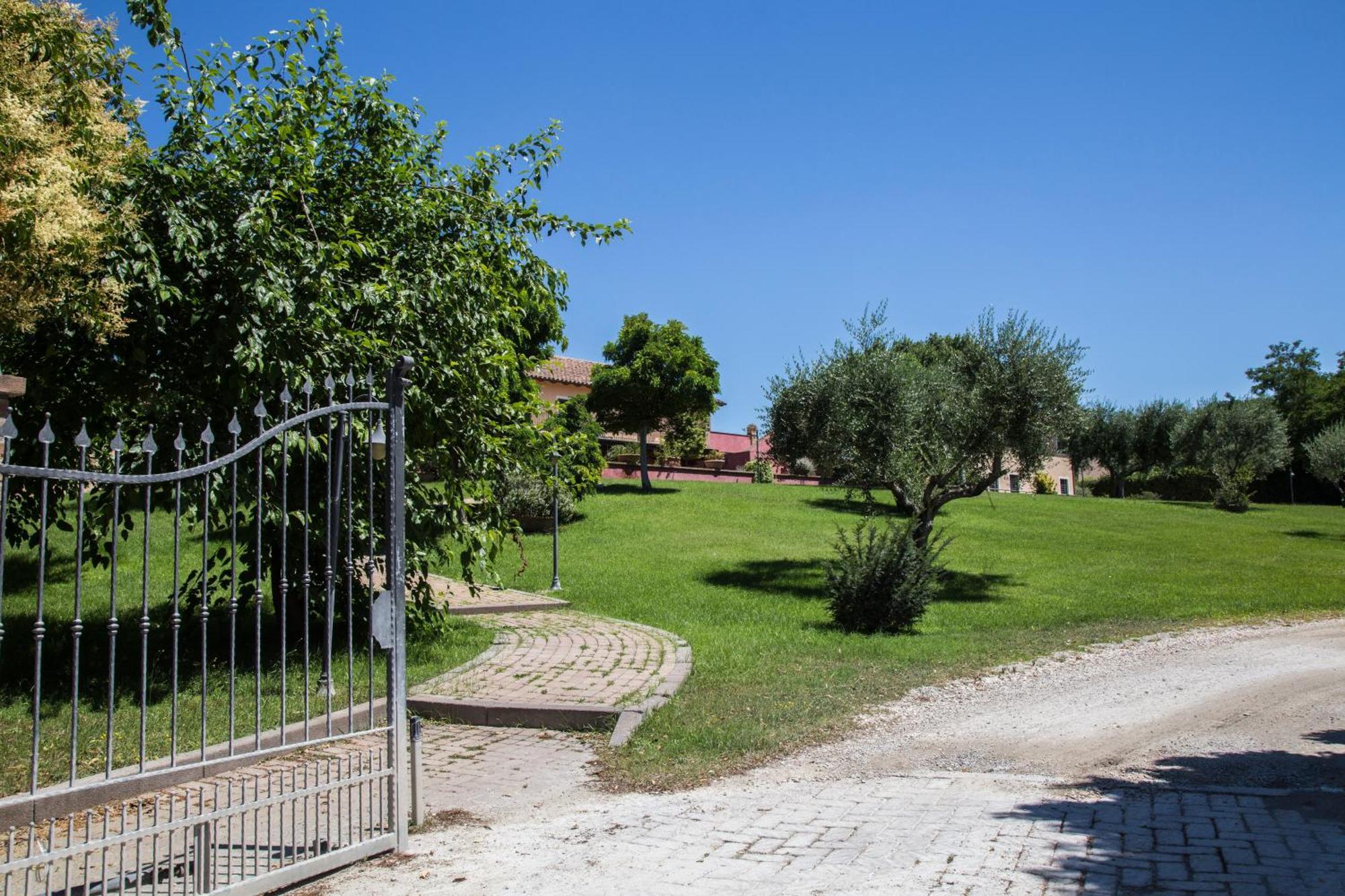Luxardotel Rome Bagian luar foto